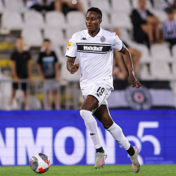 Otkriveno za koliko Partizan može da otkupi Dembu Seka