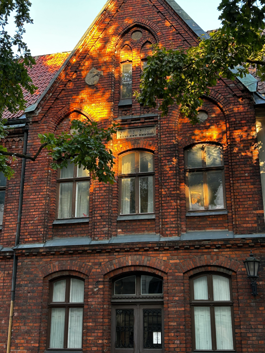 Više puta rušen i bombardovan, a nikad uništen: Grad koji se ne zavoli na prvu FOTO