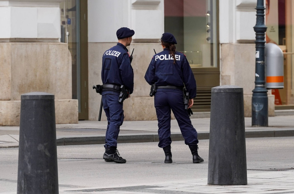 Devojčica izbodena nožem u školi u Beču; Sve vrvi od policije, blokiran ceo kvart FOTO