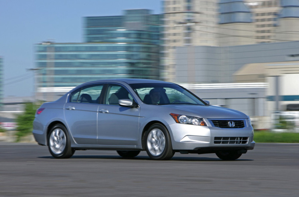 Mehaničar napravio problem pokušavajući da popravi Hondu – evo kako da ga rešite VIDEO