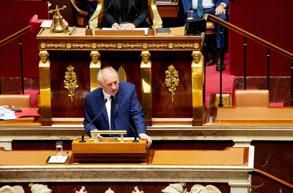 Zvanično: Ostavka u Parizu