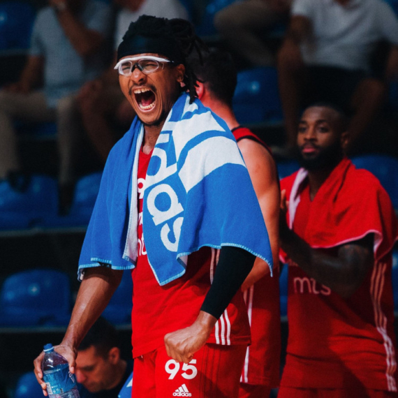 Moneke veruje u uspeh: "Osećam da se neke specijalne stvari mogu desiti" VIDEO