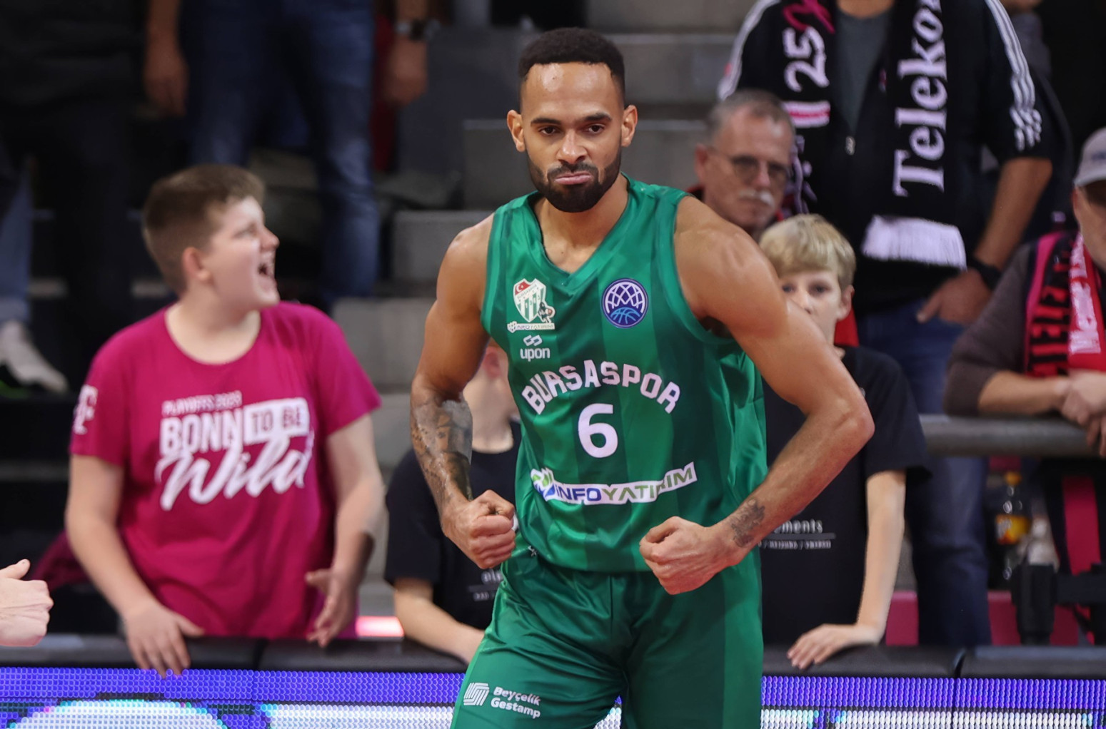 Nedović dobio saigrača u Monaku – debitant u Evroligi