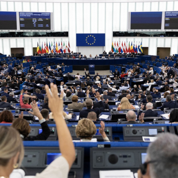 Pilja: SNS u EP brani istinu o Srbiji, Šolakovi mediji pokazuju nervozu, Dali još jedan autogol FOTO