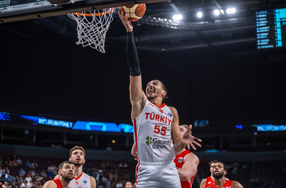 Sipahi brani Srbiju: "Možda bismo i mi ispali od Finske"