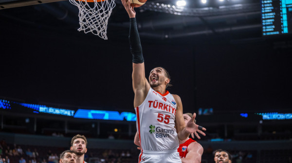 Sipahi brani Srbiju: "Možda bismo i mi ispali od Finske"