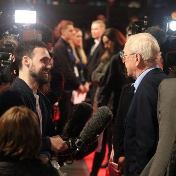 Za njega su godine samo broj: Majkl Kejn (92) se vraća na scenu