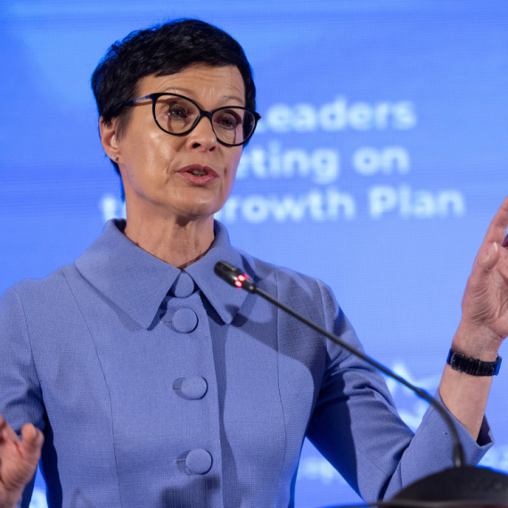 Marta Kos osudila nasilje blokadera: Mržnja se neće tolerisati; Neprihvatljivi napadi na članove Vlade