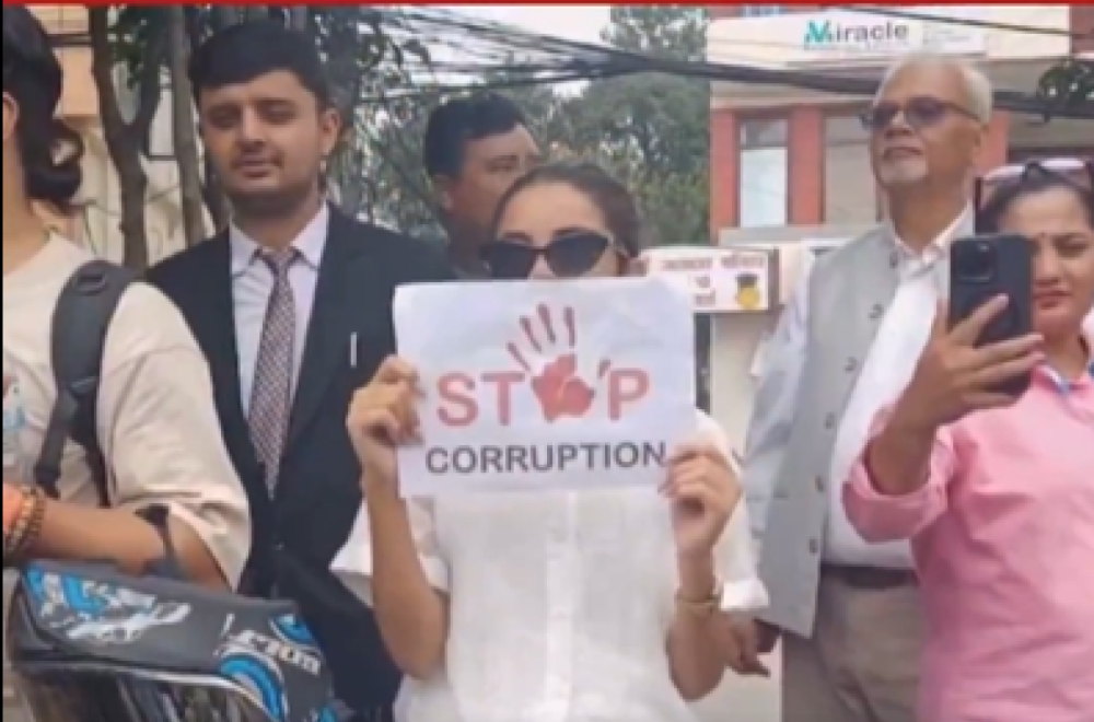 Po istom receptu: Krvava šaka i u Nepalu; Hteli su i ovde građanski rat VIDEO