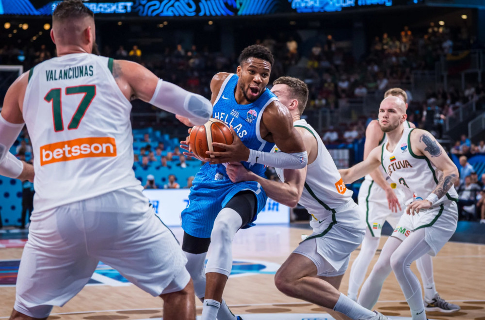 Grčka i Adetokumbo u polufinalu posle 16 godina – uzalud Valančunas i dabl-dabl