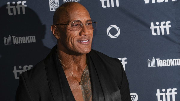 Uprkos ovacijama, suzama i predviđanju Oskara, novi film Dvejna Džonsona doživljava debakl VIDEO