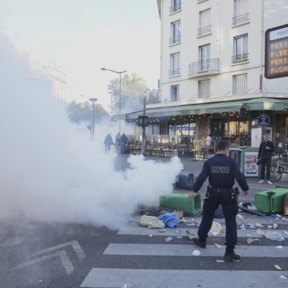Osujećene blokade u Parizu i Bordou