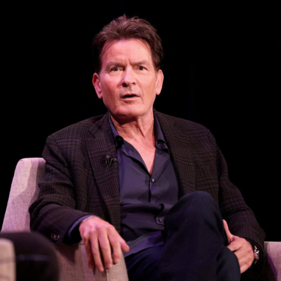 Čarli Šin otkrio da je u celibatu skoro celu deceniju: Nove izjave šokiraju javnost