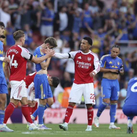 Engleze krišom snimali u svlačionici – fudbaler Arsenala pobesneo VIDEO