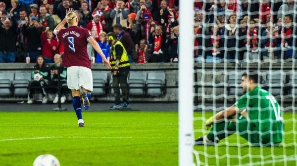 "Zdravo, ja sam golman Moldavije i upravo sam primio 11 golova"