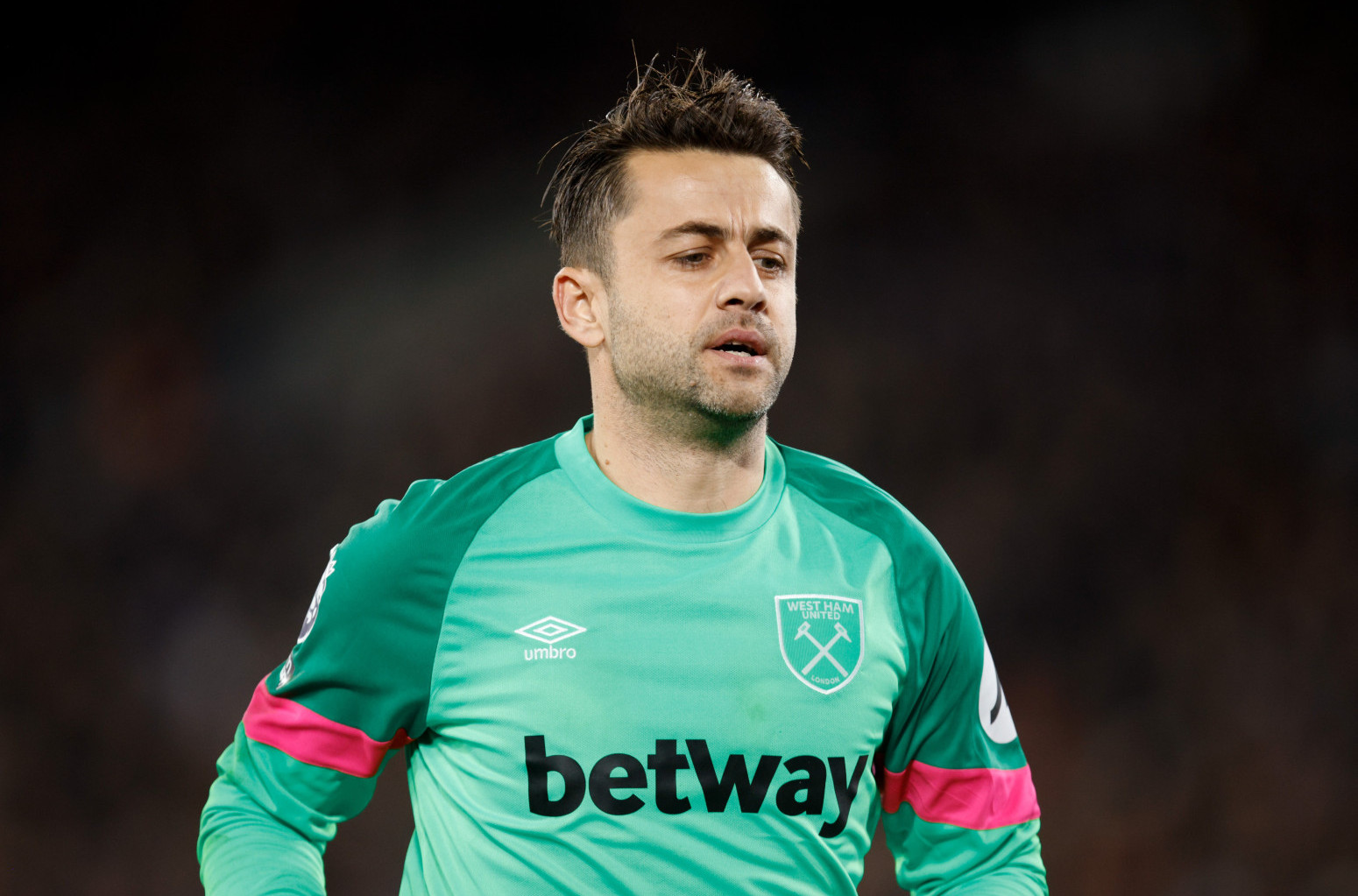 U istom prelaznom roku napustio i potpisao za premijerligaša