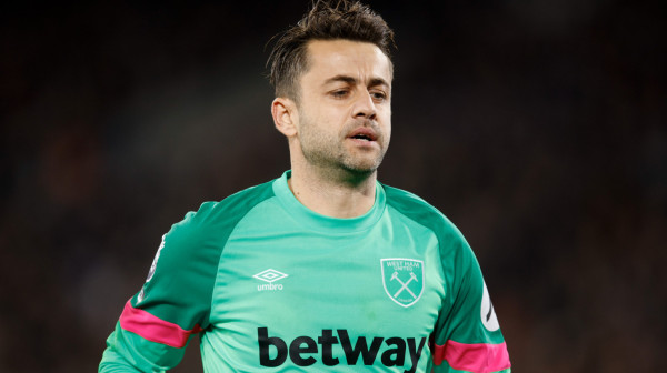 U istom prelaznom roku napustio i potpisao za premijerligaša