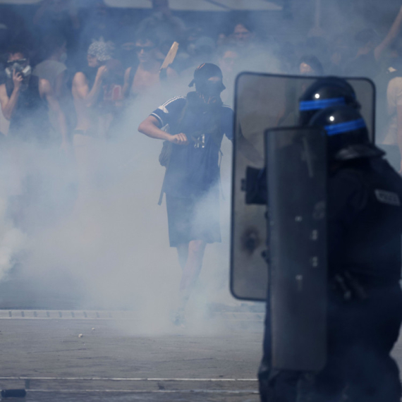 Bez milosti prema onima koji blokiraju; Francuski MUP uhapsio čak 473 osobe