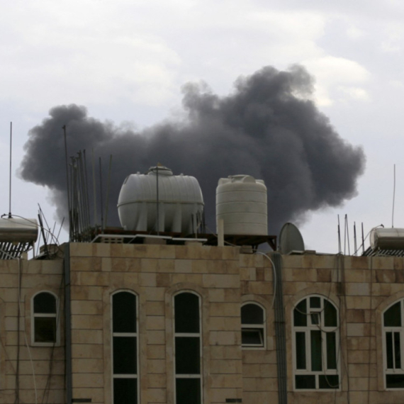 Šire se stravični snimci iz Sane: Više od 30 mrtvih, preko 130 ranjenih – Pogođeno ministarstvo odbrane VIDEO