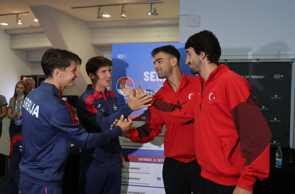 Troicki u poslednjem trenutku promenio odluku – Kecmanović i Kirkin prvi na terenu