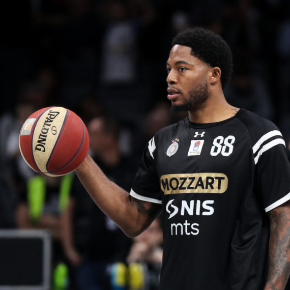 Partizan nema centra – povredio se Tajrik Džons!