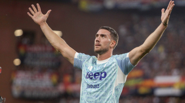 Bivši napadač Zvezde menja Vlahovića?