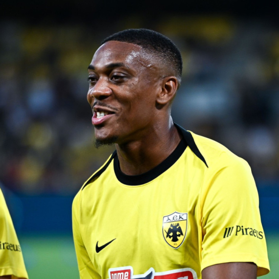 Marsijal u poslednji čas napustio AEK