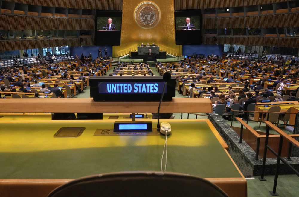 The UN General Assembly votes on the "New York Declaration"