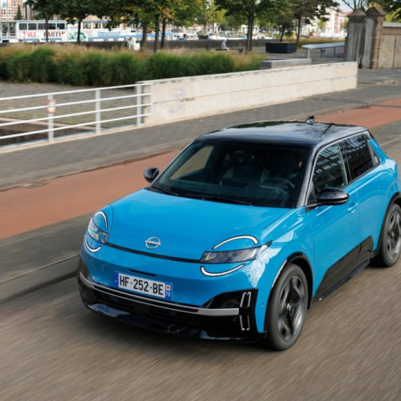 Nova Nissan Micra na ulicama! Mnogo toga pozajmljuje od francuskog brata