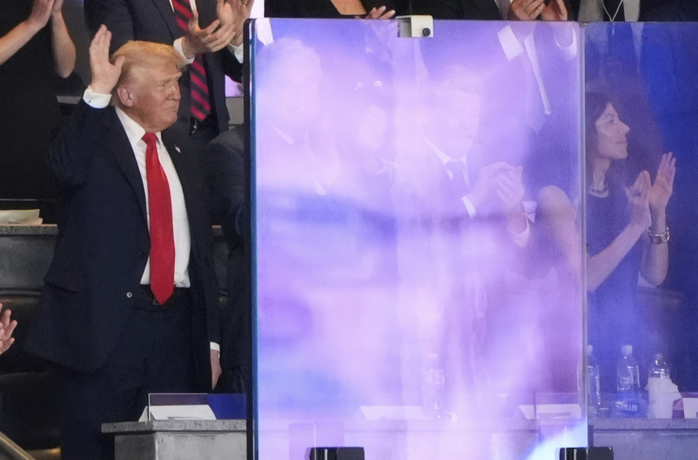 Posle brutalnog ubustva Kirka neviđene mere bezbednosti za Trampa