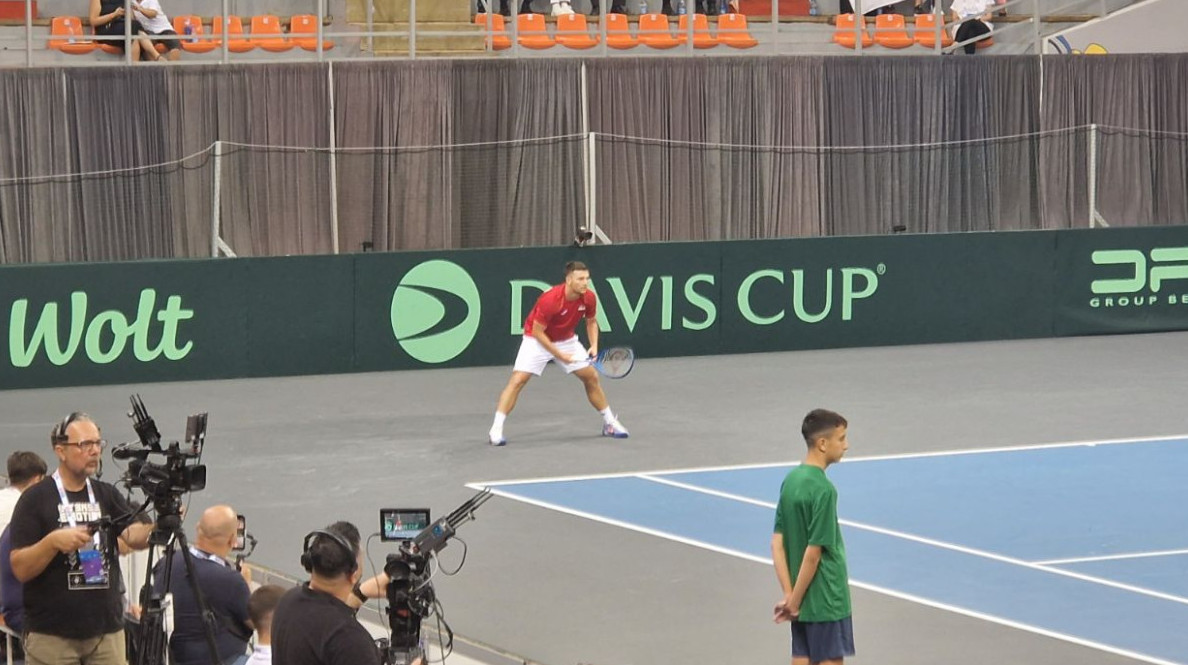 Kecmanović protutnjao "Čairom"