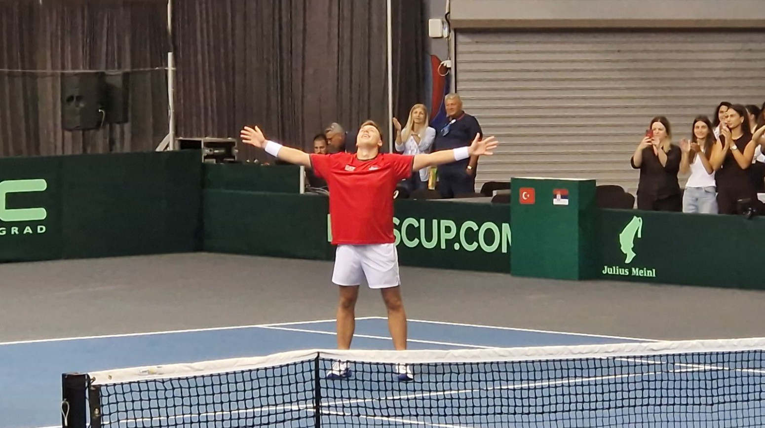 "Niko te ne voli i ovo je dokaz": Uzburkale se strasti između Srbina i Danca!