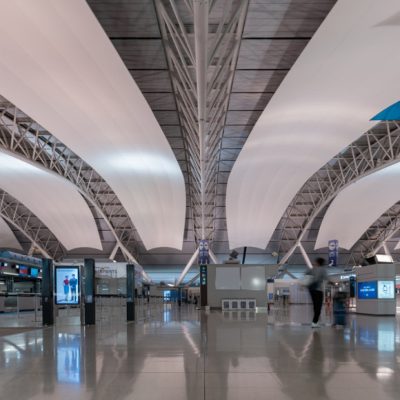 Aerodrom Kansai ponovo otvoren posle vesti o požaru VIDEO