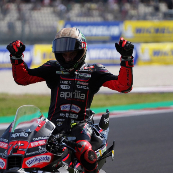 Beceki slavio u sprintu – Mark Markes nije završio trku