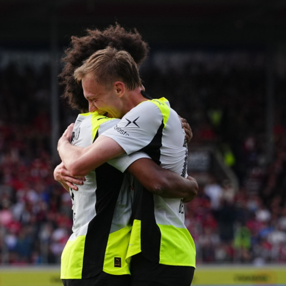 Dortmund rutinski odradio zadatak, Hofenhajm spakovao četiri komada u Berlinu