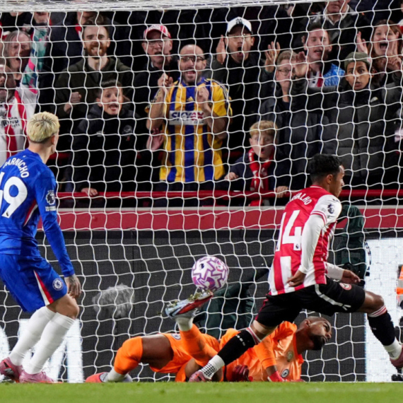 Čelsi šokantno ostao bez pobede VIDEO