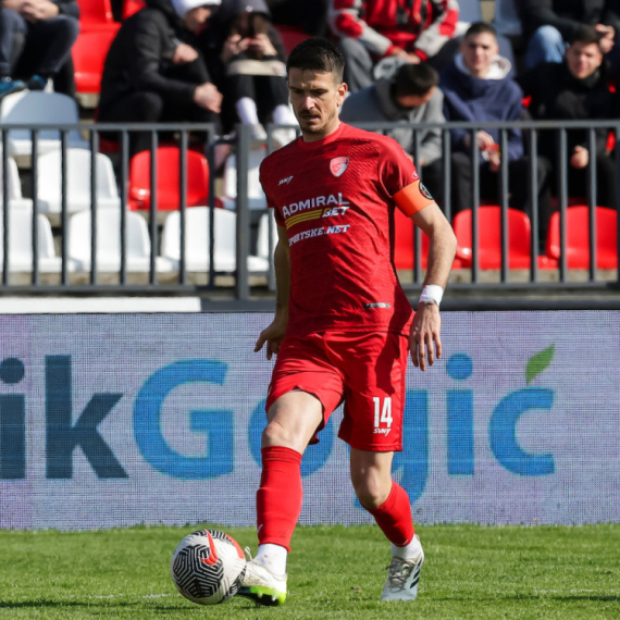 Prva "štikla" Radničkog za B92.sport: "Instikt me je poneo, kao na malom fudbalu" VIDEO