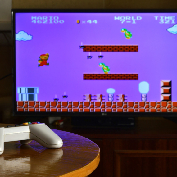 Nakon 40 godina trčanja i skakanja: Super Mario Bros. Remastered dostupan za PC VIDEO