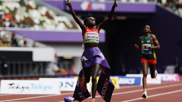 Spektakularno finale maratona na SP – dve sekunde delilo šampionku i drugoplasiranu
