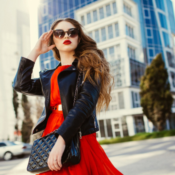 Bez ovih jakni ne čekajte jesen: Modni klasik koji je uvek u igri FOTO