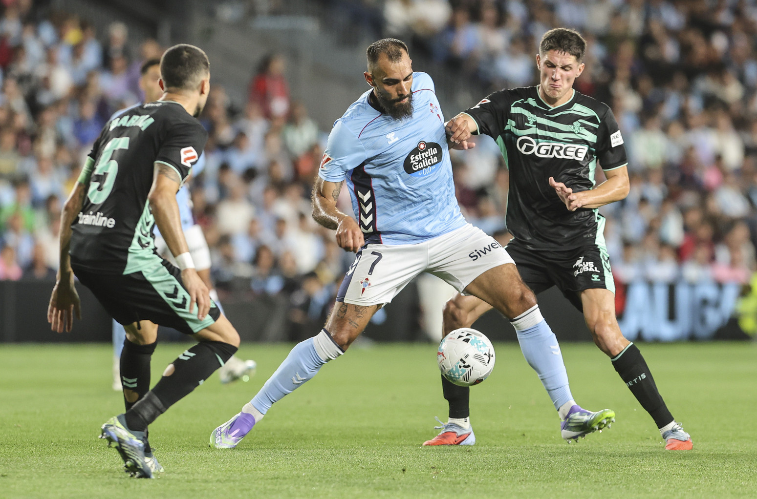 Zvezdin rival u LE do spasa u nadoknadi – serija remija nastavljena