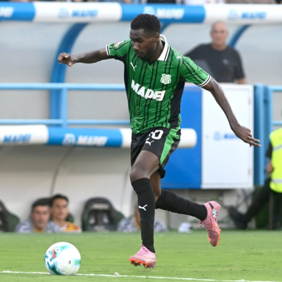 Matićev Sasuolo iznenadio Lacio – VAR spasao utakmicu