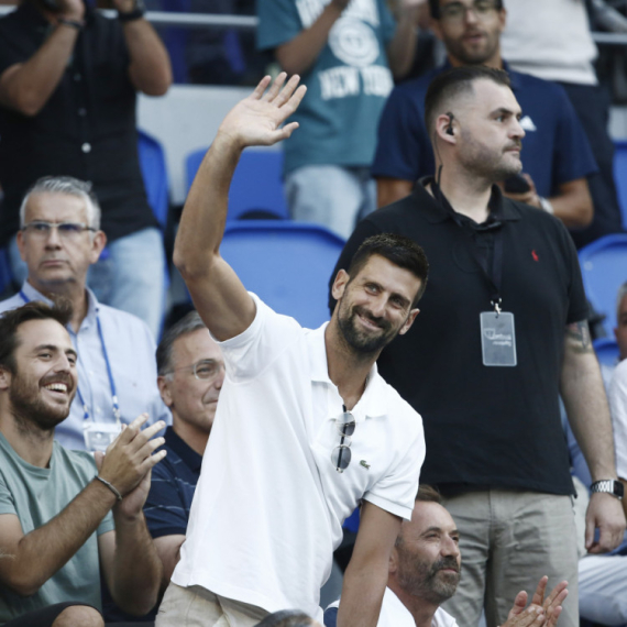 Đokoviću napravili "sačekušu" ispred WC-a, a Cicipas mu priredio – debakl! VIDEO