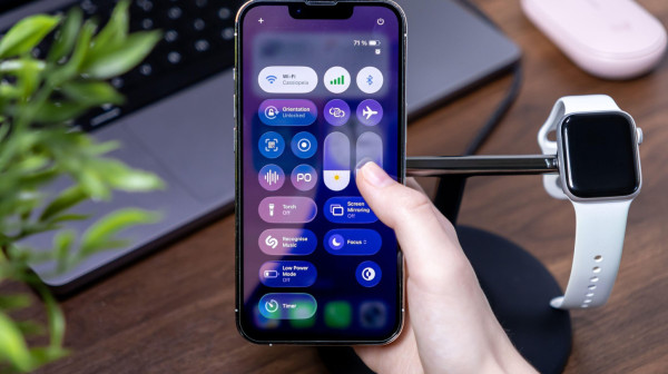 I dalje ste na iOS 18? Apple ima rešenje za vas