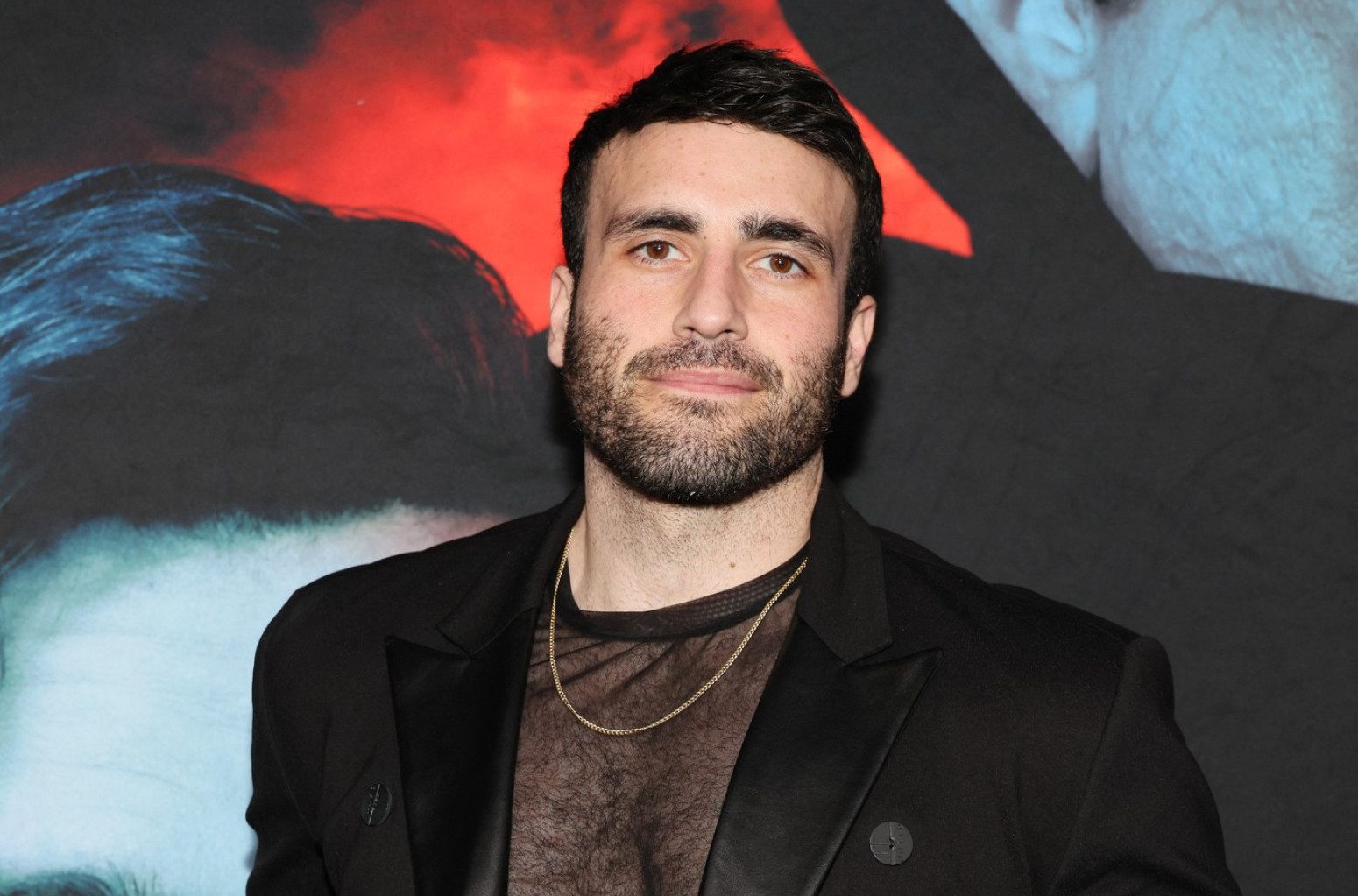 Komičar gleda popularne serije i filmove i ismeva ih VIDEO