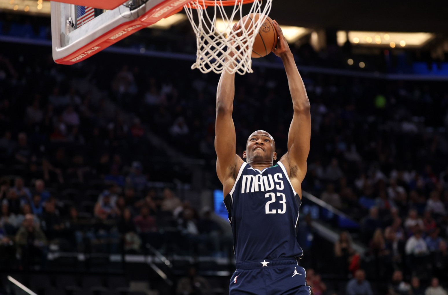 Ekscentrična NBA glava stigla u Evroligu