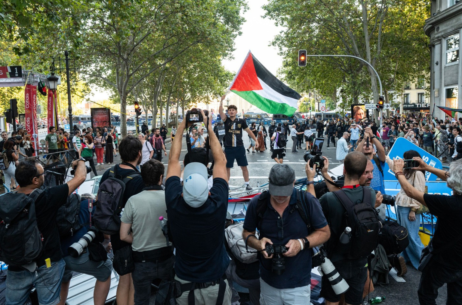 Uhapšene osobe koje su prekinule etapu Vuelte VIDEO