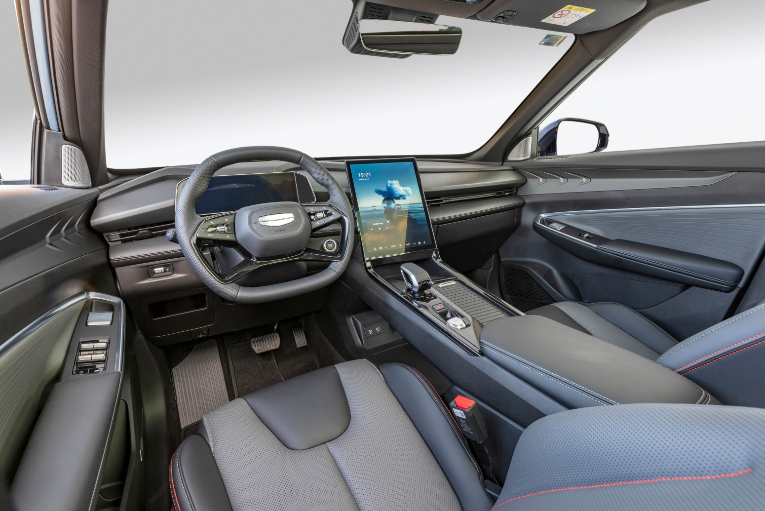 Geely Cityray stigao u Srbiju, poznata i cena FOTO