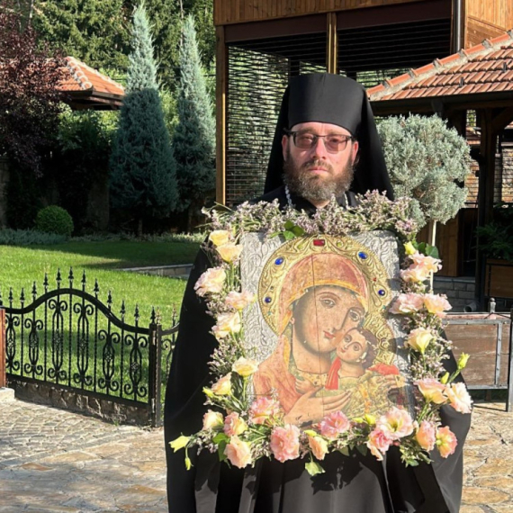 Ovo je čudotvorna ikona Bogorodice Kurskaje u manastiru Tumane - u nedelju veliki jubilej FOTO