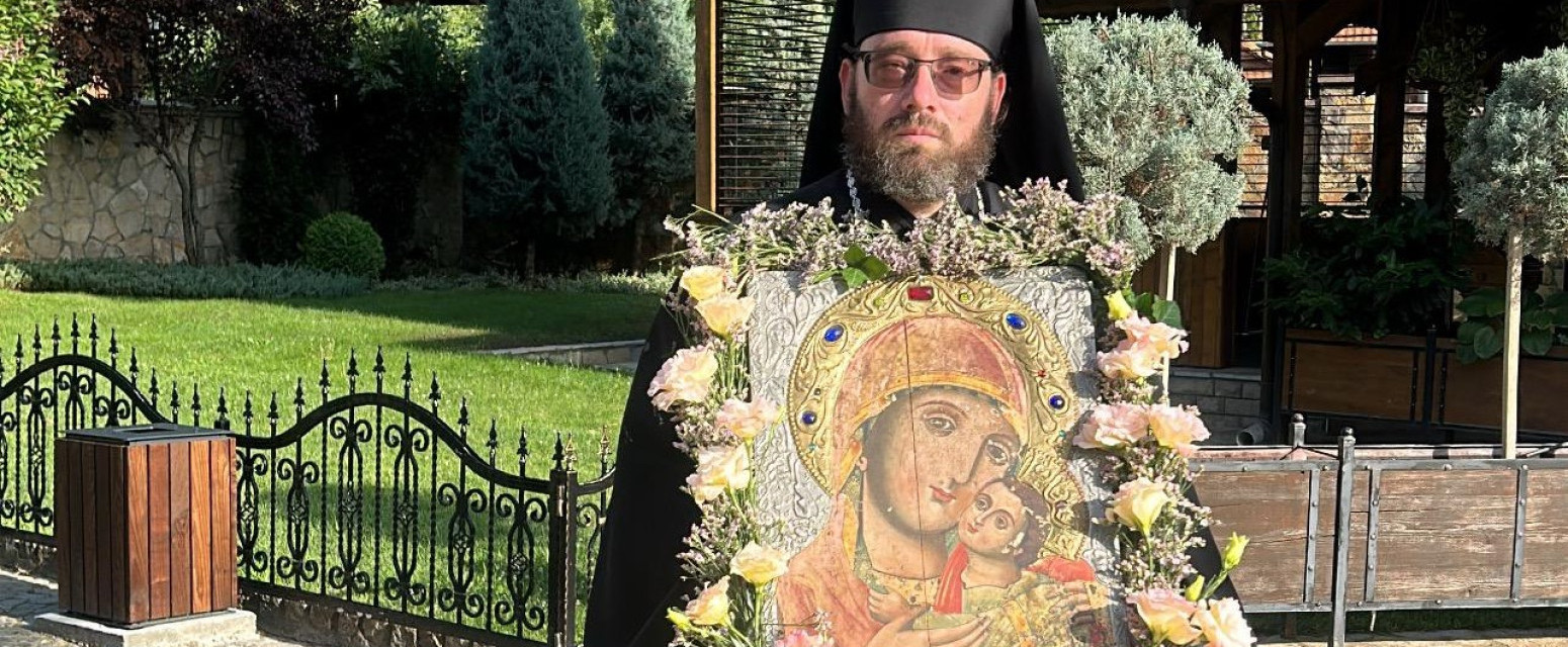 Ovo je čudotvorna ikona Bogorodice Kurskaje u manastiru Tumane - u nedelju veliki jubilej FOTO